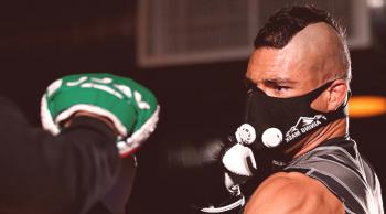 Masques d'entraînement - contraintes respiratoires et respiratoires pour la course en ville