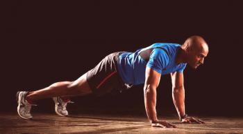 Push-up pro biceps - efektivní cvičení nebo ztráta času?
